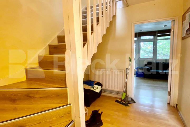 Arranged Over Two Floors Moments From Bermondsey Tube Station Keetons Road, Bermondsey